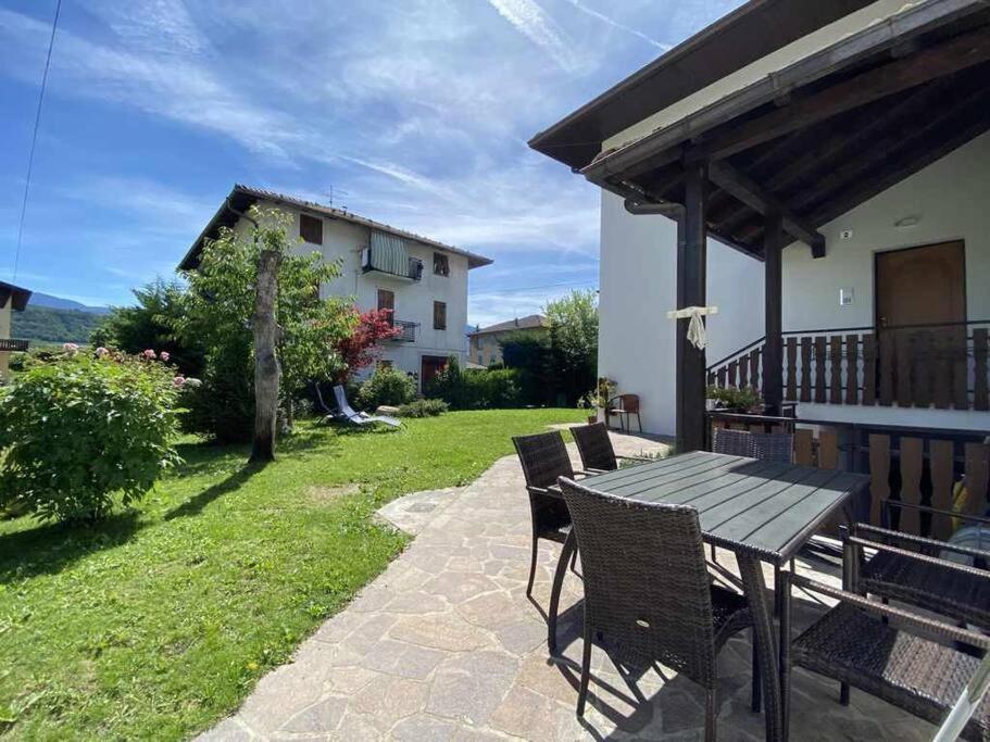 Casa Del Tempo Rosa Tassullo Ospitar Leilighet Eksteriør bilde